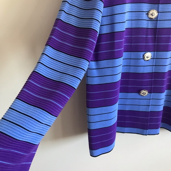 MISOOK Button Front Striped Blazer Jacket - Picture 4 of 9